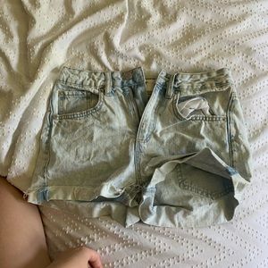 Jean shorts!